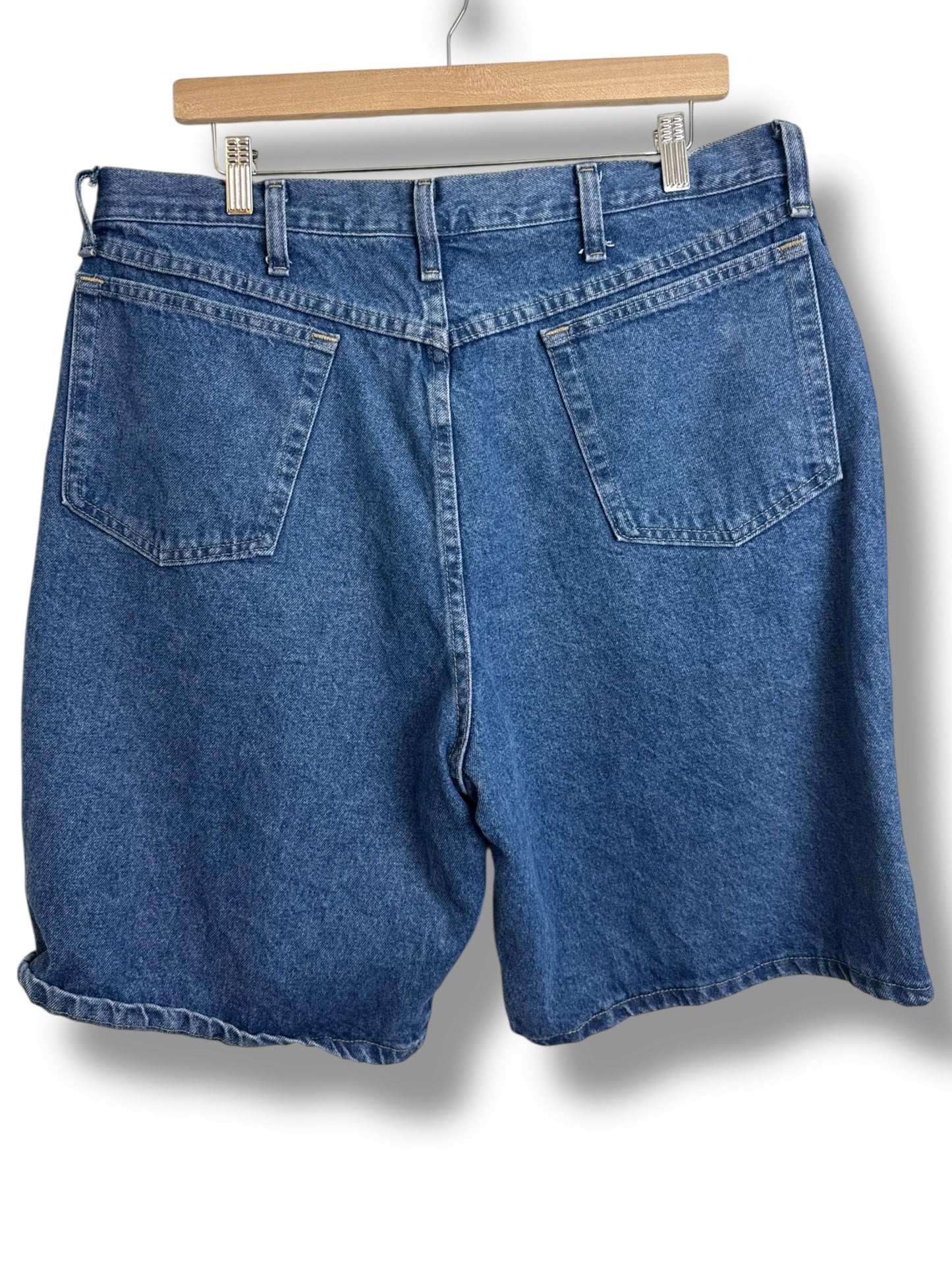 Vintage 2000’s Wrangler Jorts