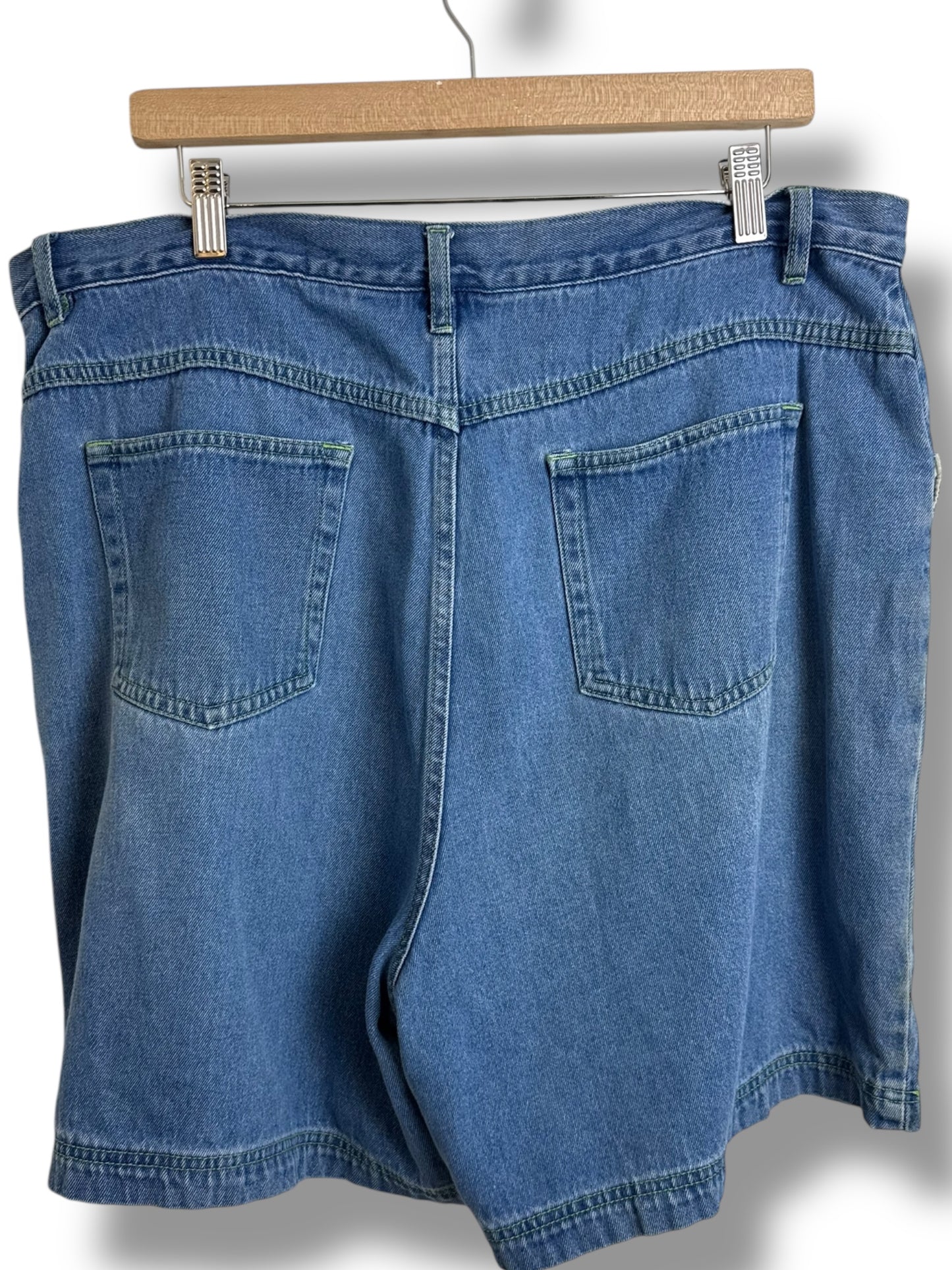 Vintage 2000’s Caran Jorts