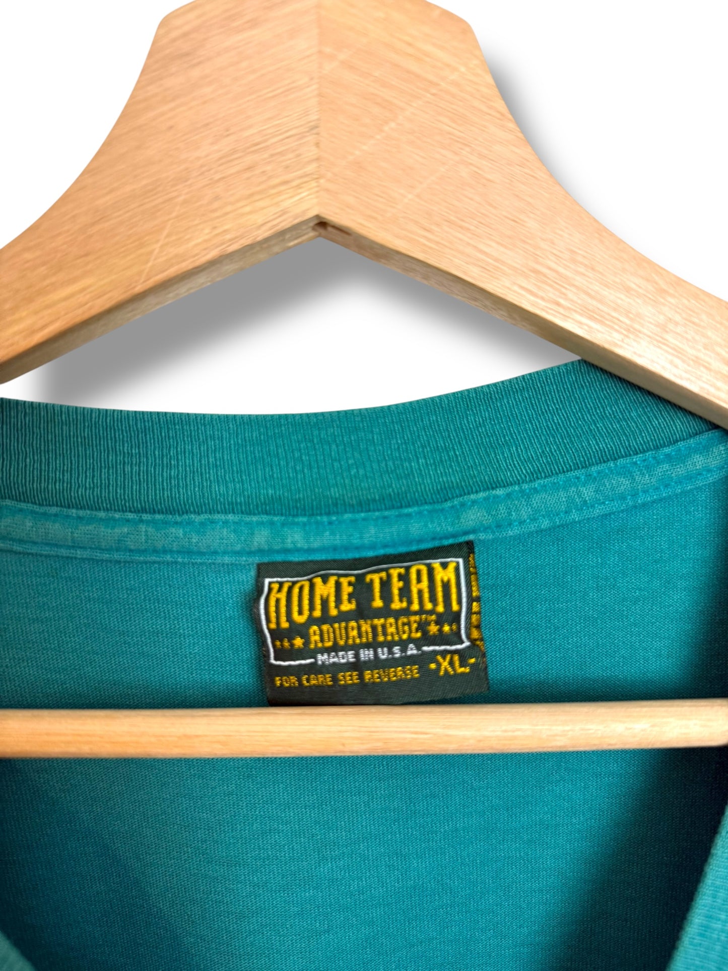 Vintage 1995 Looney Tunes x Charlotte Hornets T Shirt