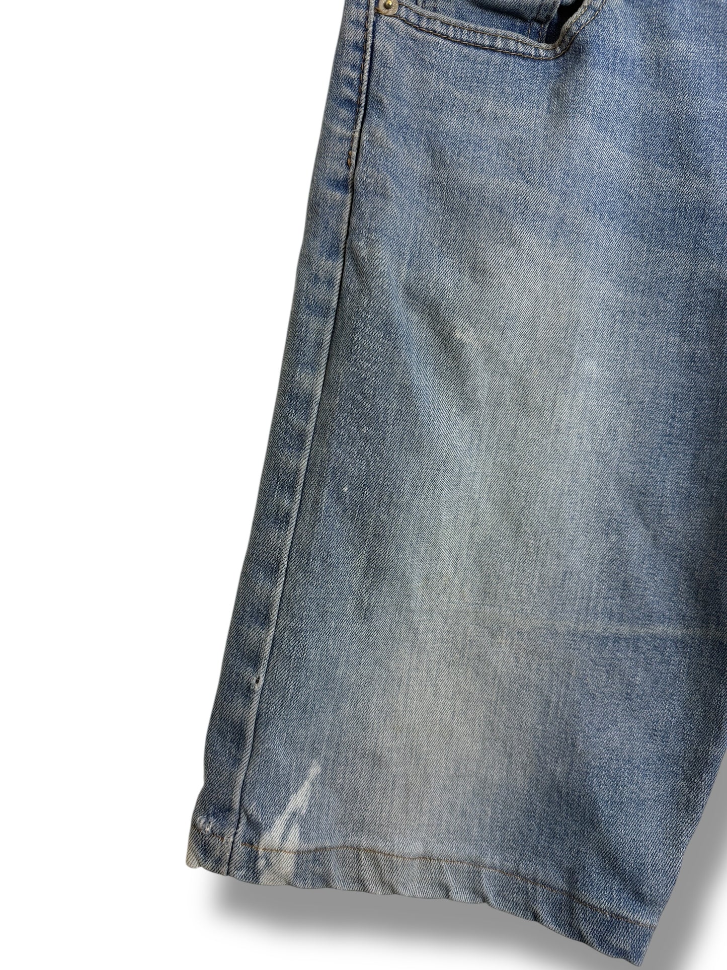 Vintage 2000’s Levis 504 Jorts