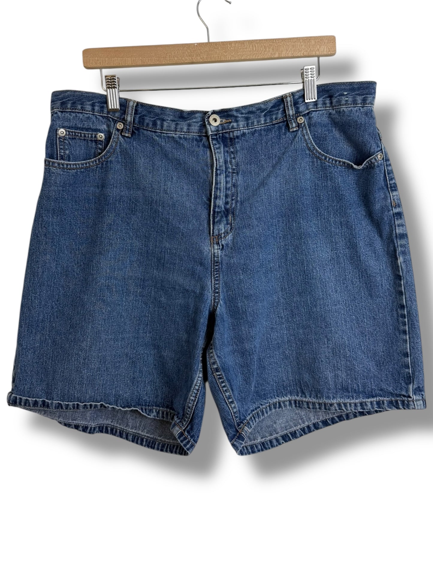 Vintage 2000’s Northern Reflection Jorts