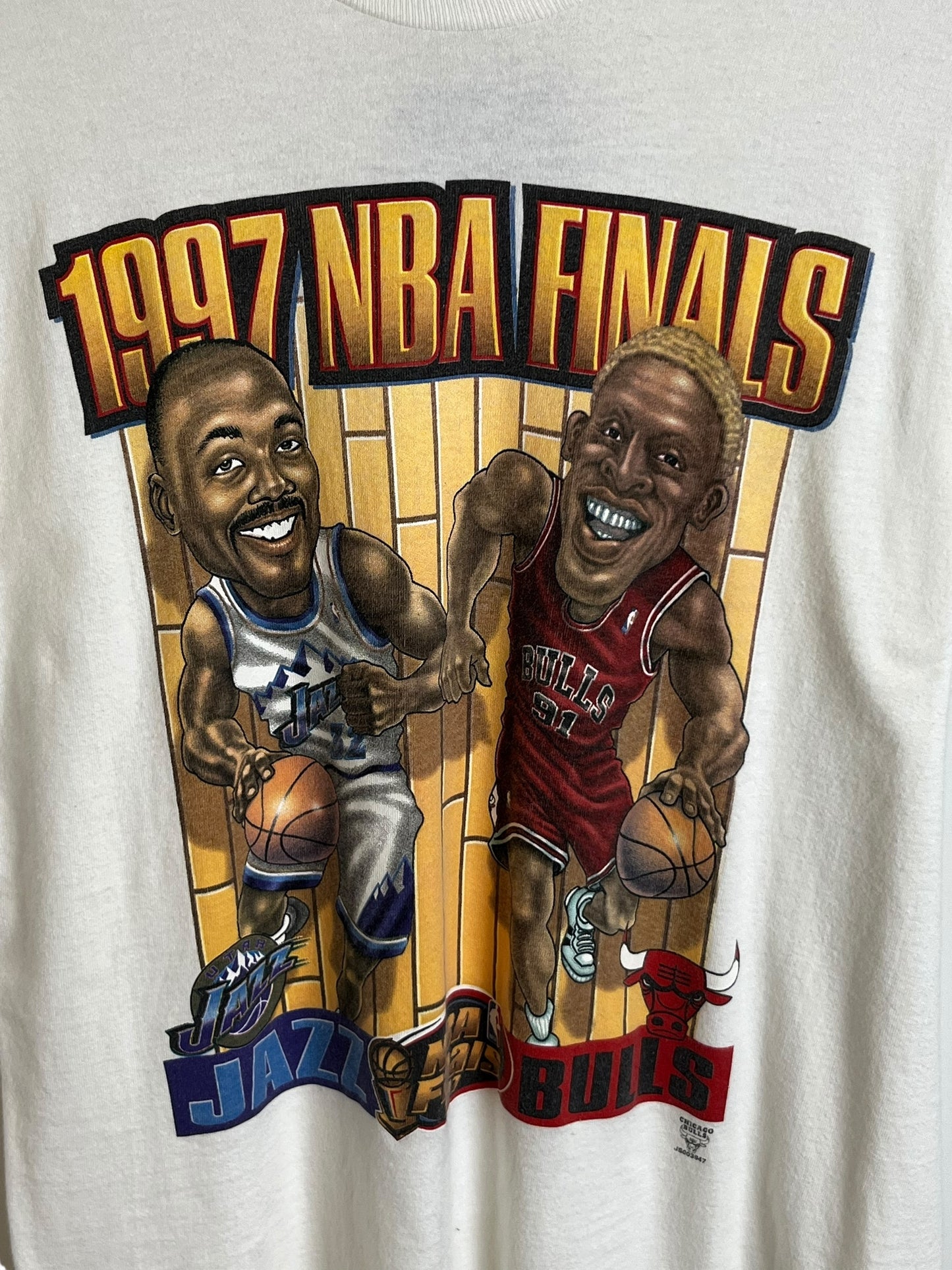 Vintage 1997 “Jazz vs Bulls” Nba Finals T shirt