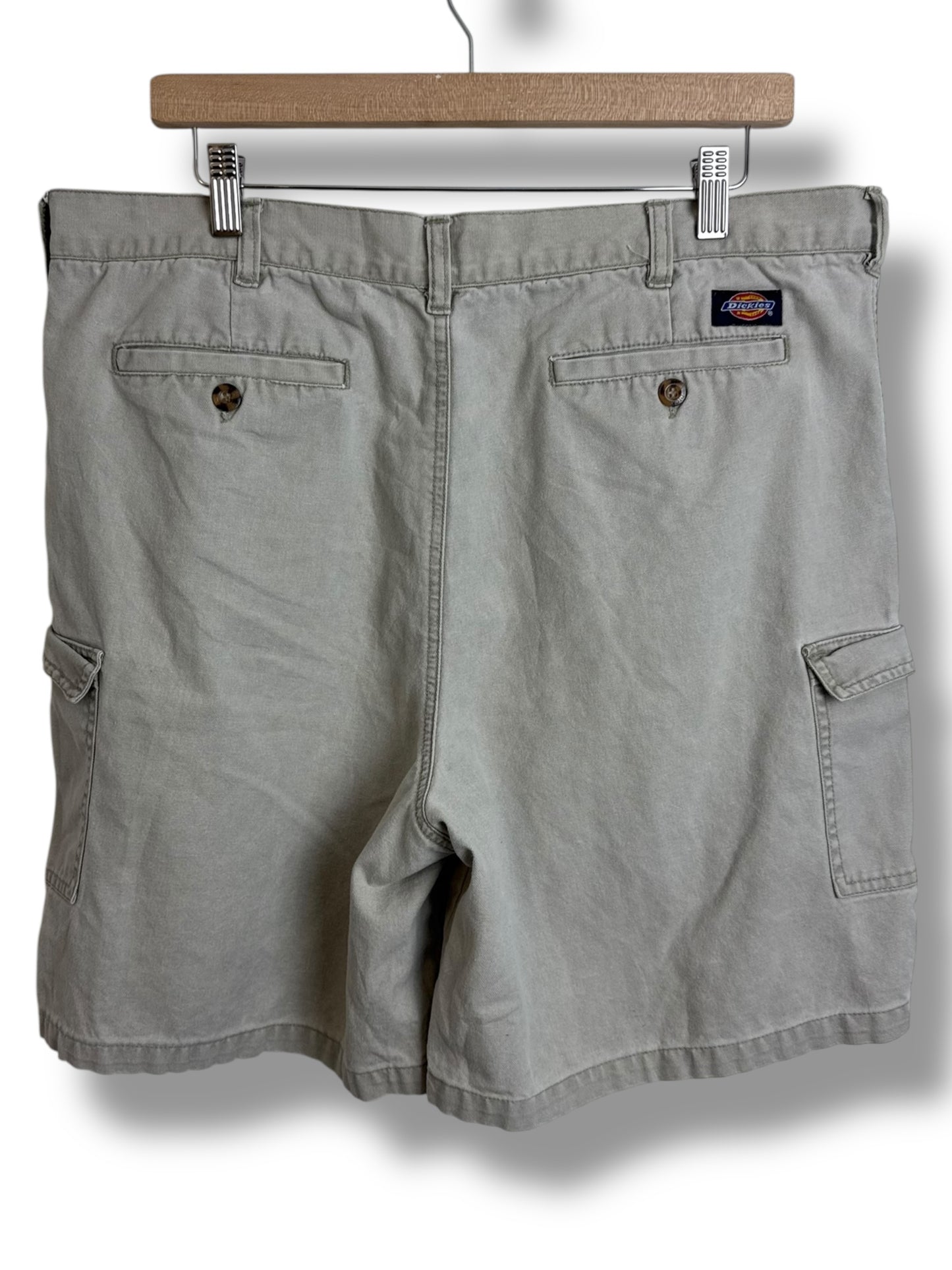 Vintage 2000’s Dickies Cargo Shorts