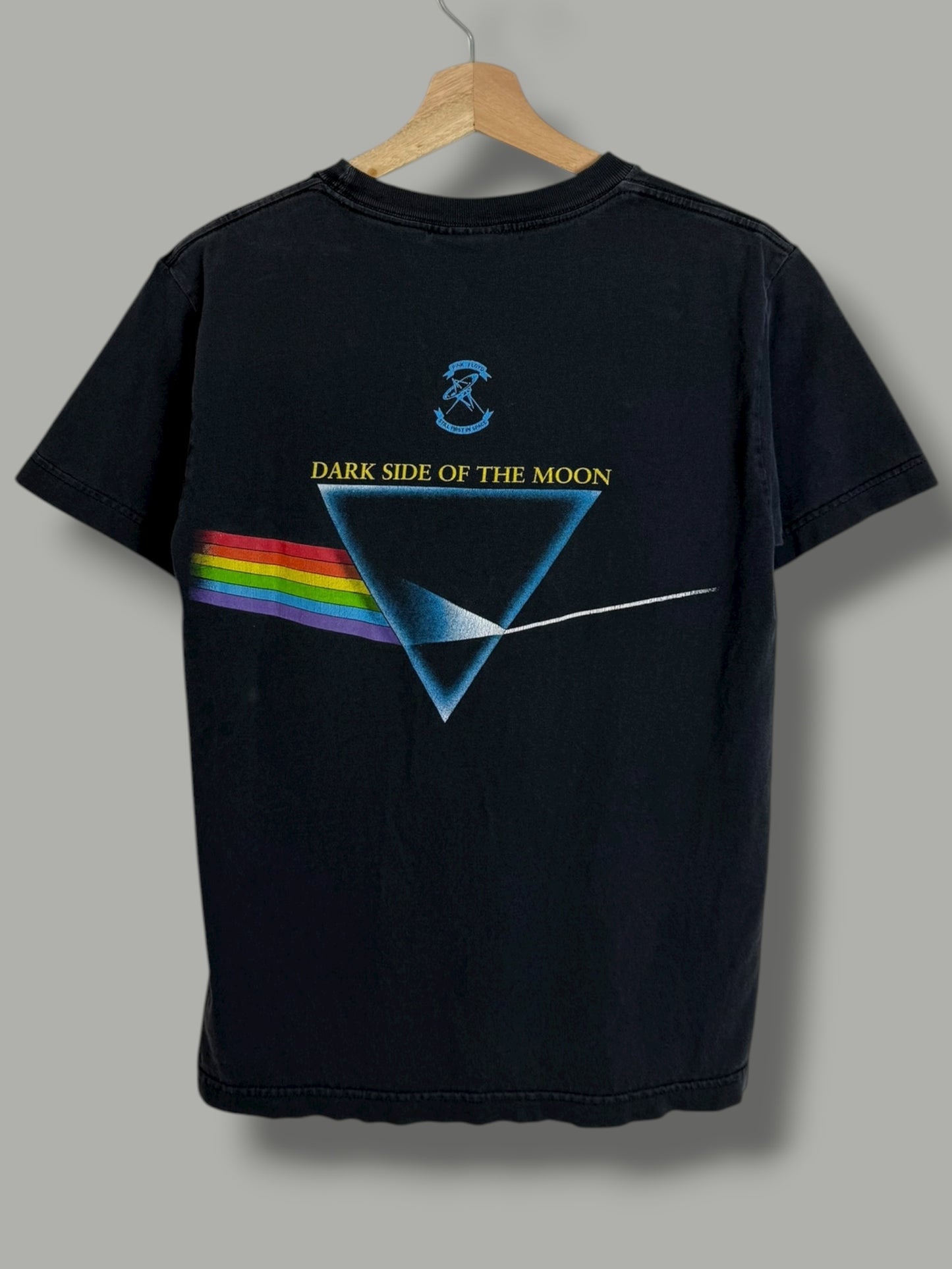 Vintage 2001 "Dark Of The Moon" Pink Floyd T Shirt