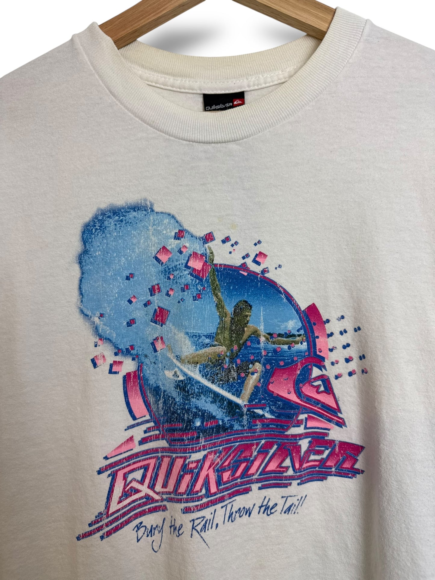 Vintage 2000’s Quicksilver T shirt