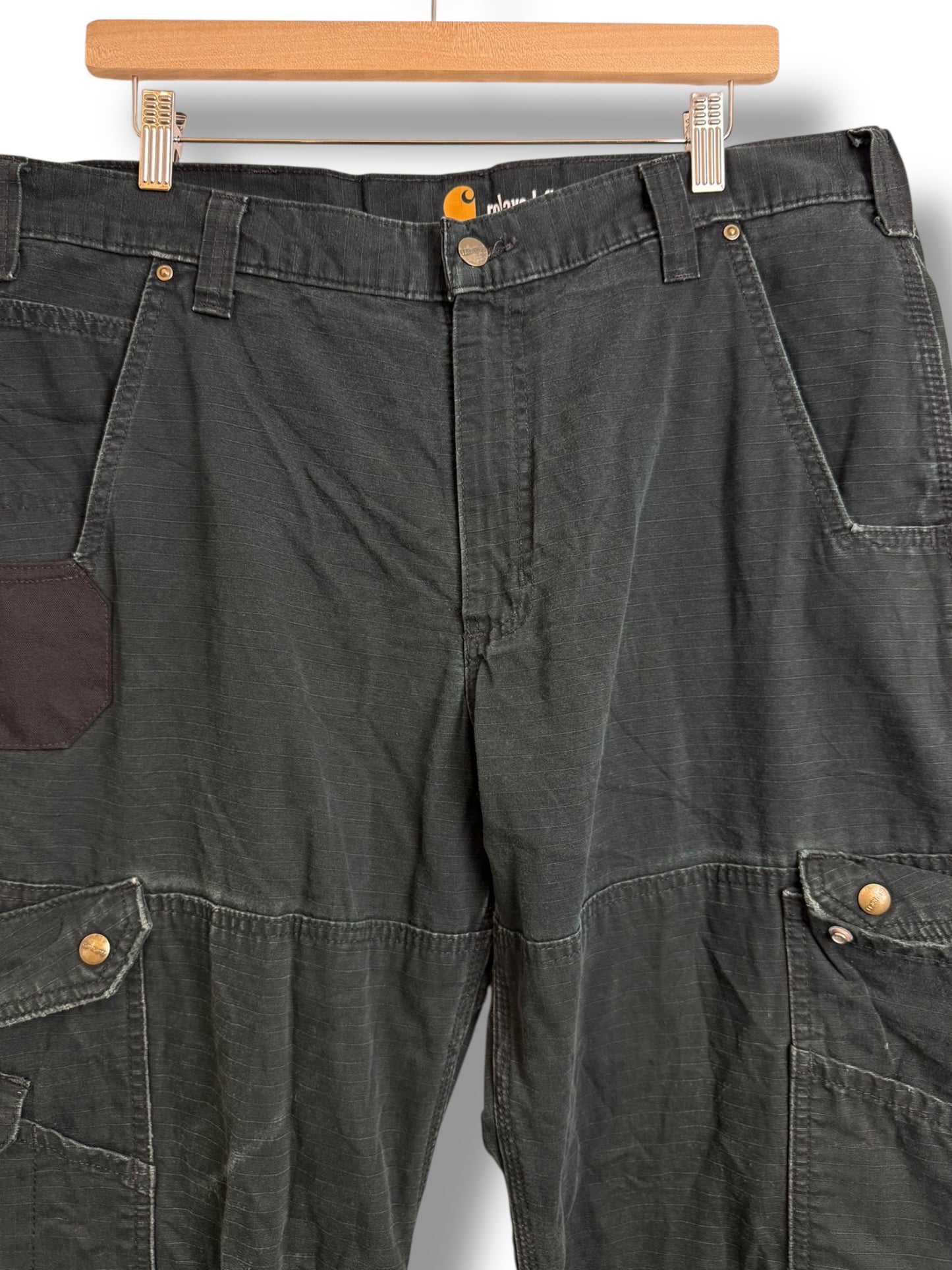 Vintage 2000’s Carhartt Black Cargo Pants