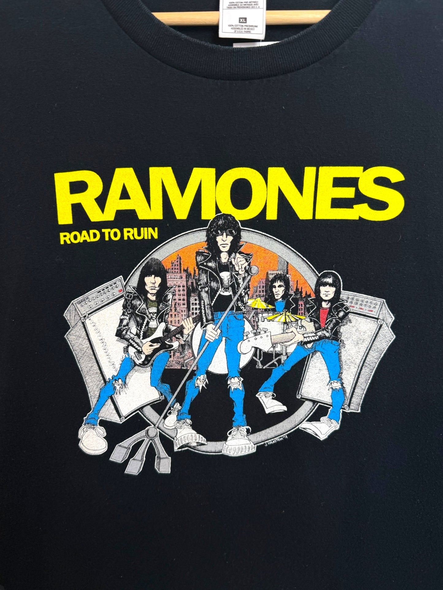 Vintage 90’s Ramones “Road To Ruin” Tour T Shirt