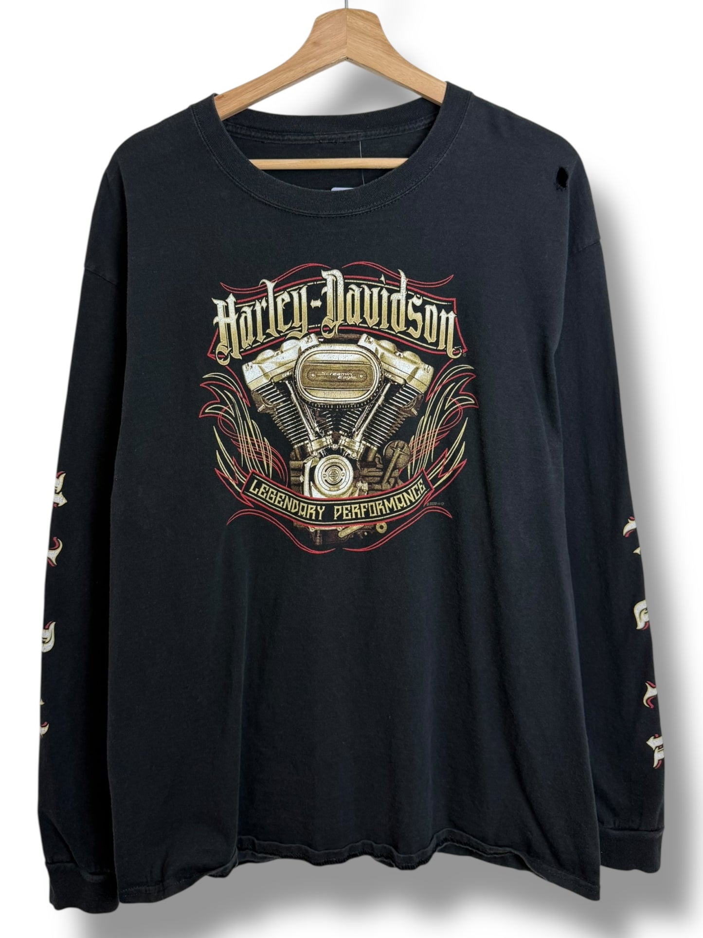 Vintage 2017 Harley Davidson “Bert’s Barracuda” Long Sleeve
