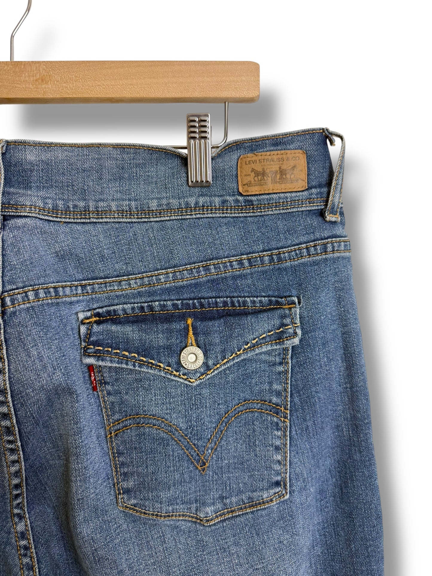 Vintage 2000’s Levis 406 Jorts