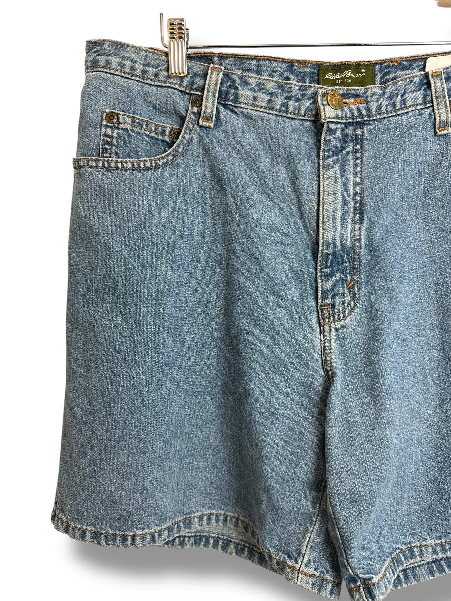Vintage 2000’s Eddie Bauer Jorts