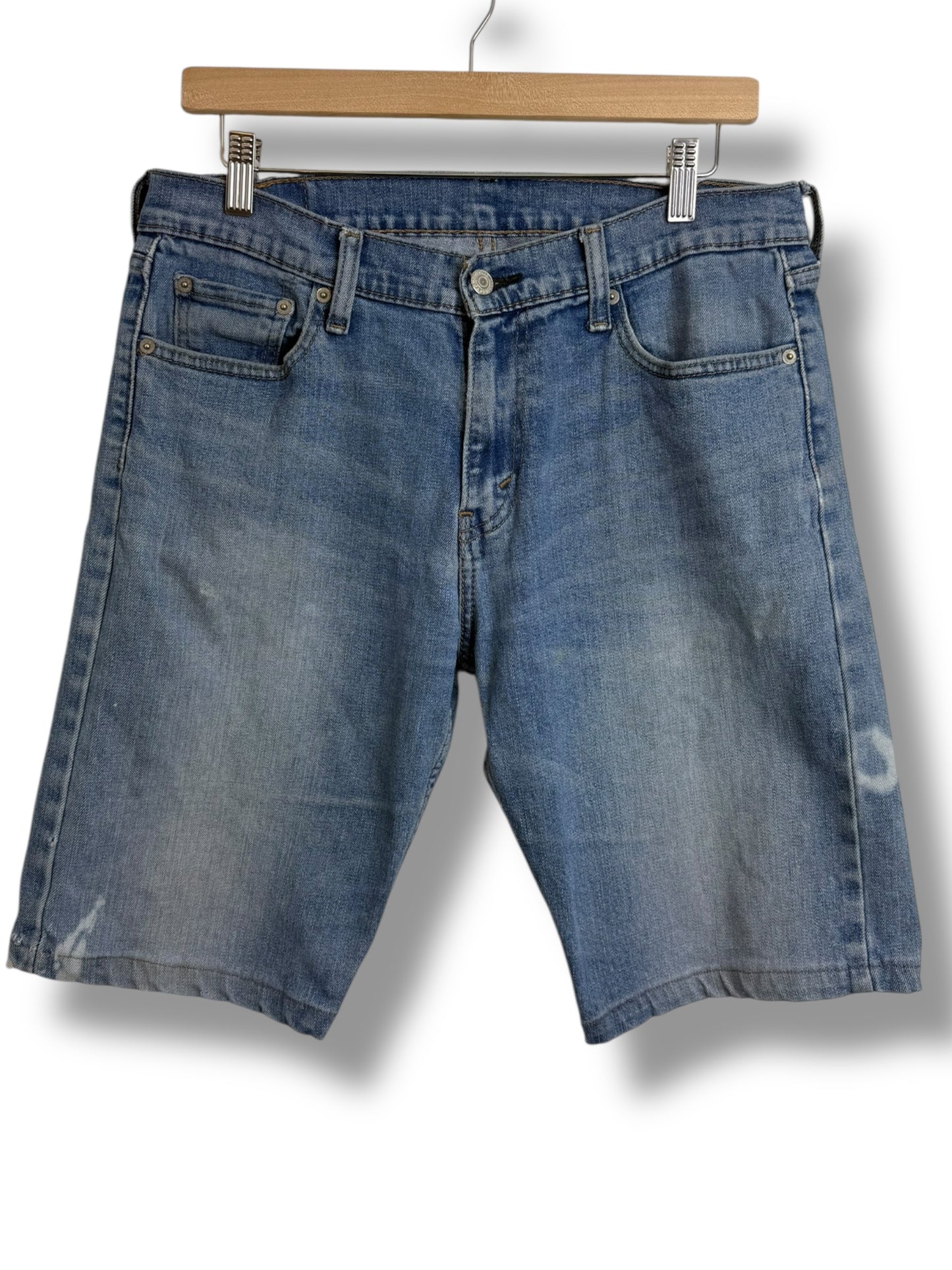 Vintage 2000’s Levis 504 Jorts