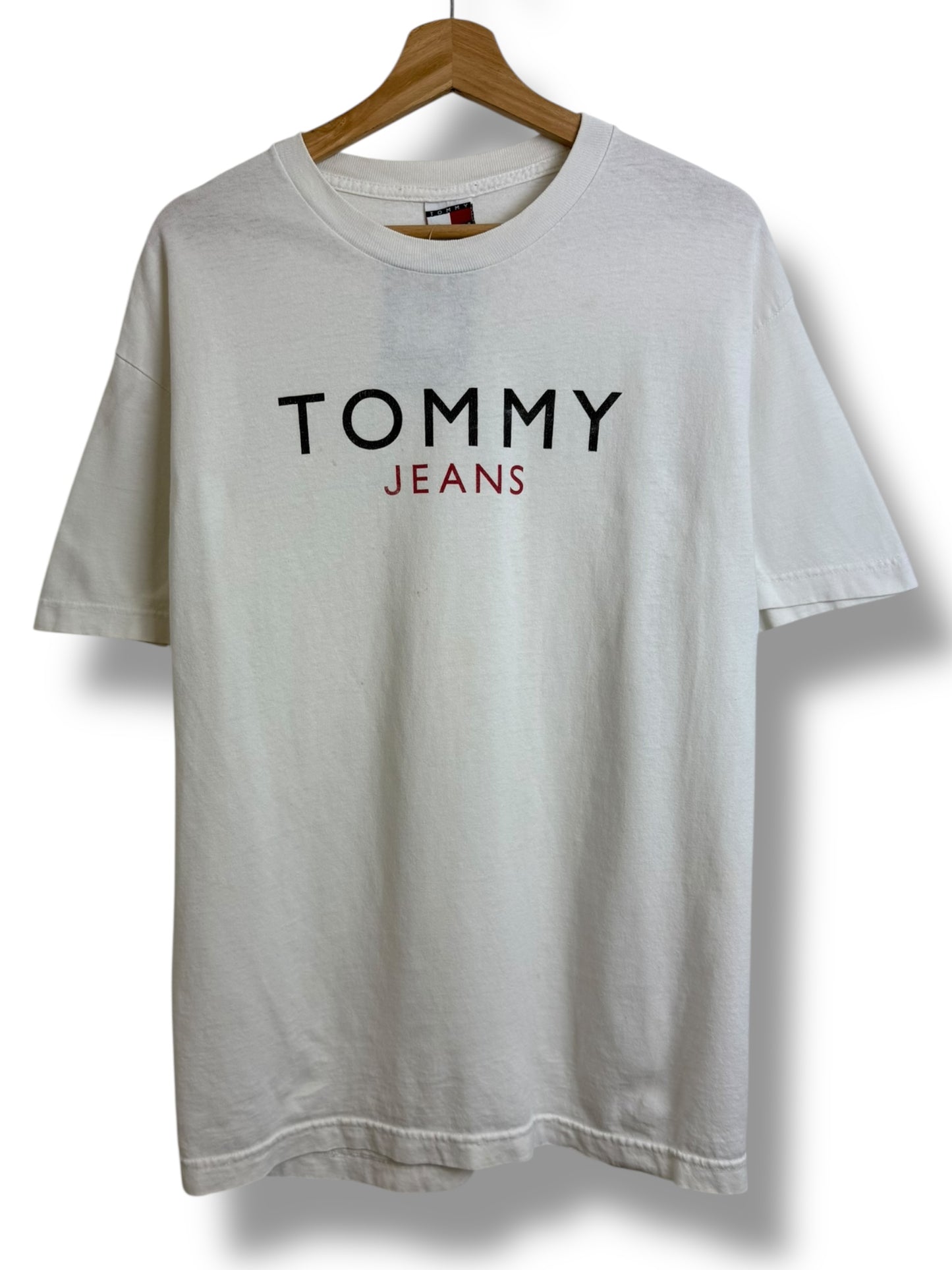 Vintage 2000’s Tommy Hilfiger “Tommy Jeans” T Shirt