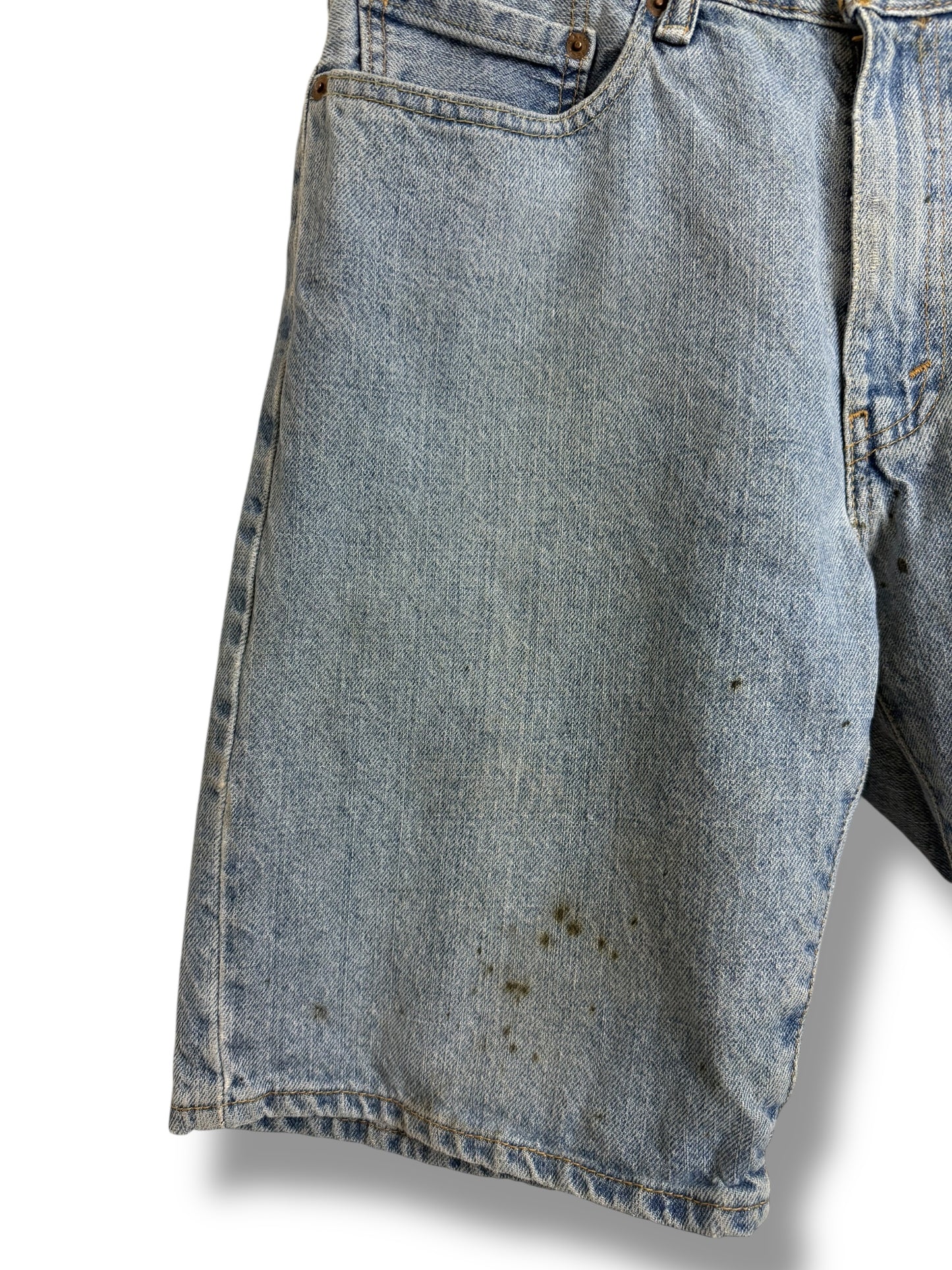 Vintage 2000’s Levis 505 Jorts