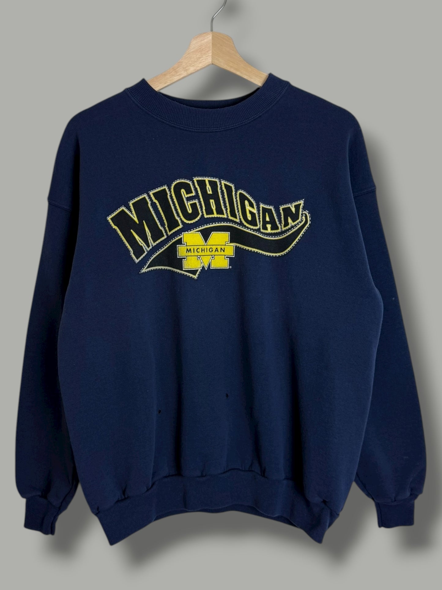 Vintage 2000's Michigan Wolverine Crewneck