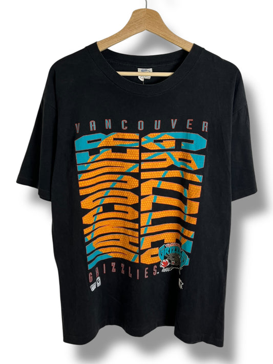 Vintage 90’s Vancouver Grizzlies T shirt