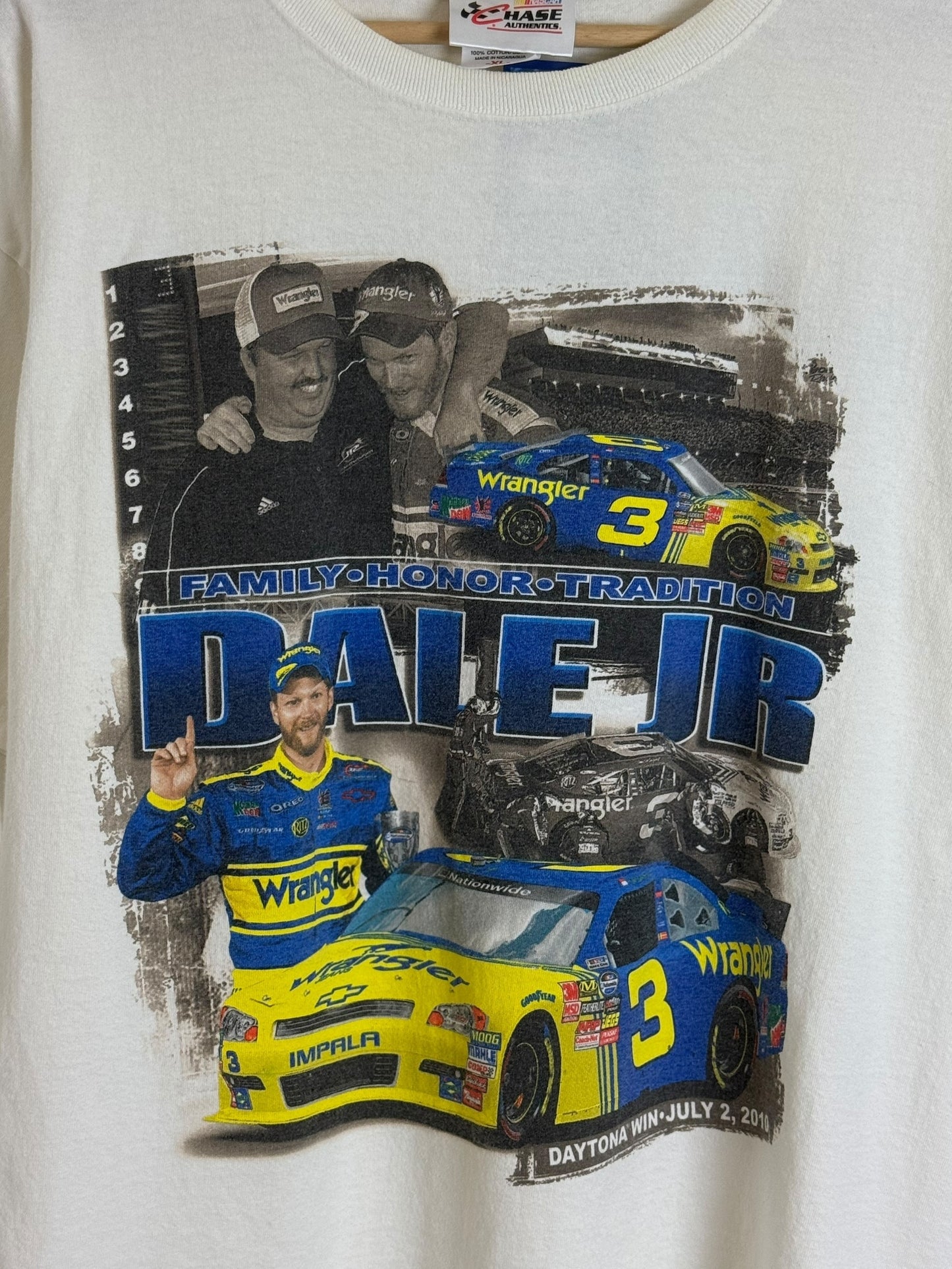 Vintage 2010 Dale Earnhardt Jr Nascar T Shirt