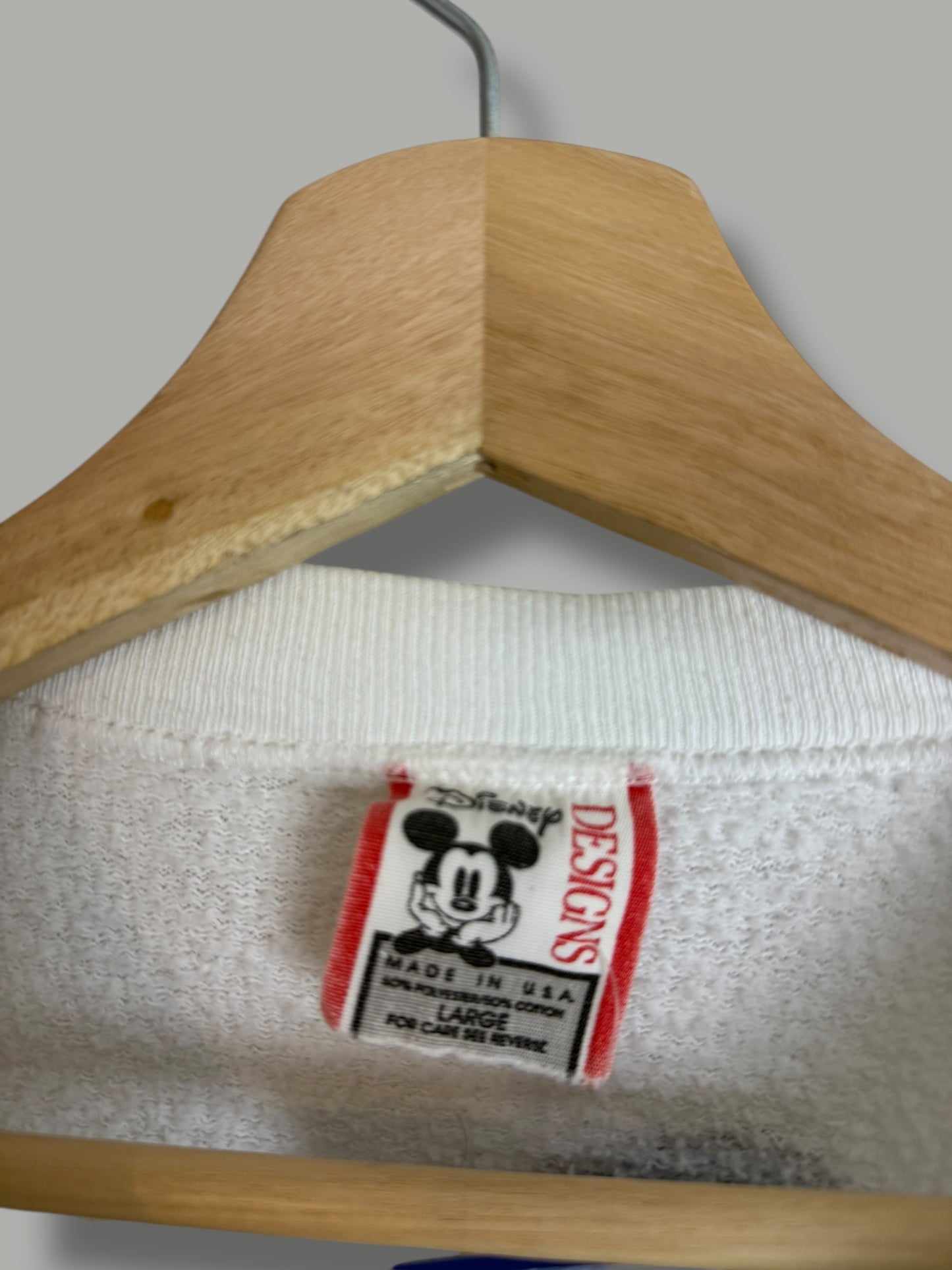 Vintage 90's Donald Duck Crewneck