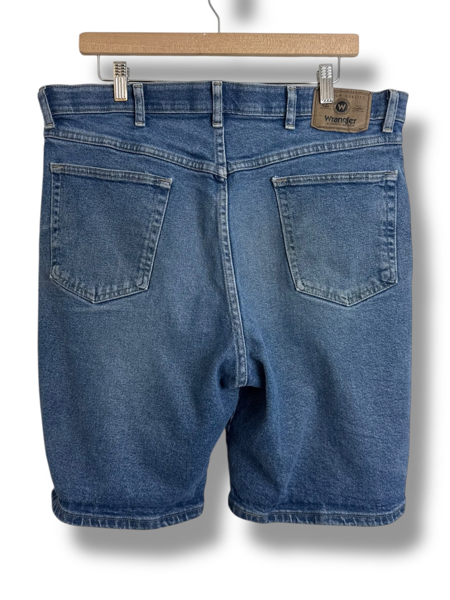 Vintage 2000’s Wrangler Jorts