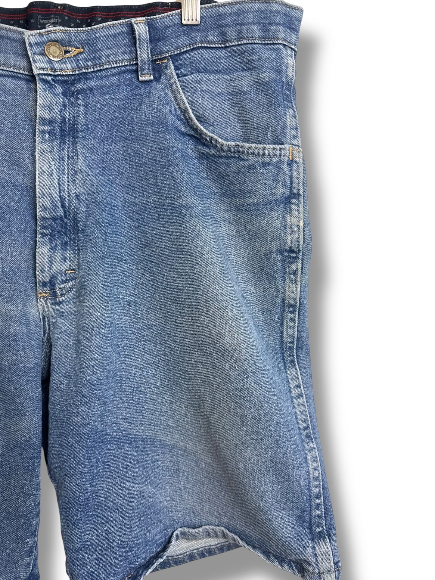 Vintage 2000’s Wrangler Jorts