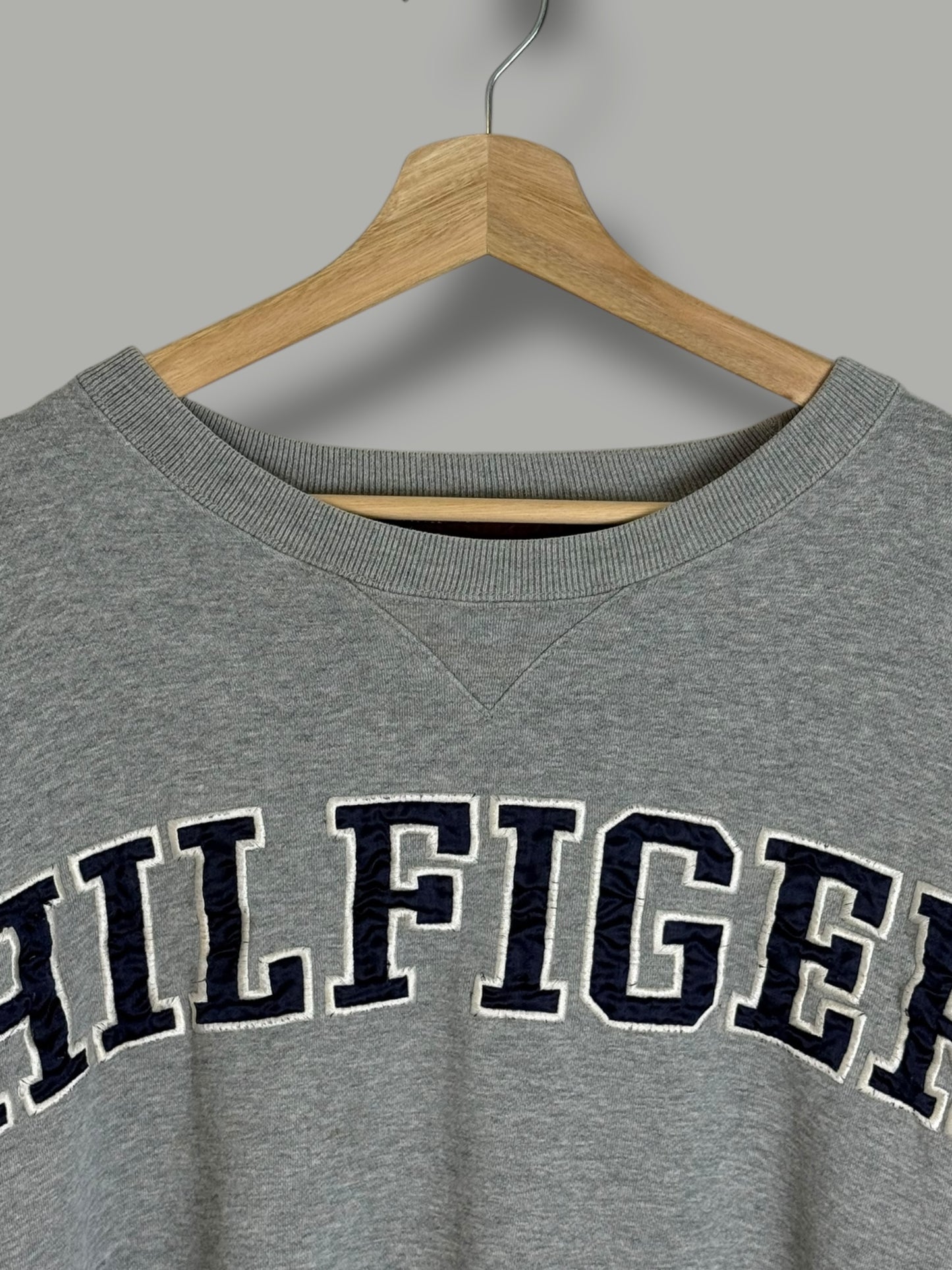 Vintage 2000's Tommy Hilfiger Arch Logo Crewneck