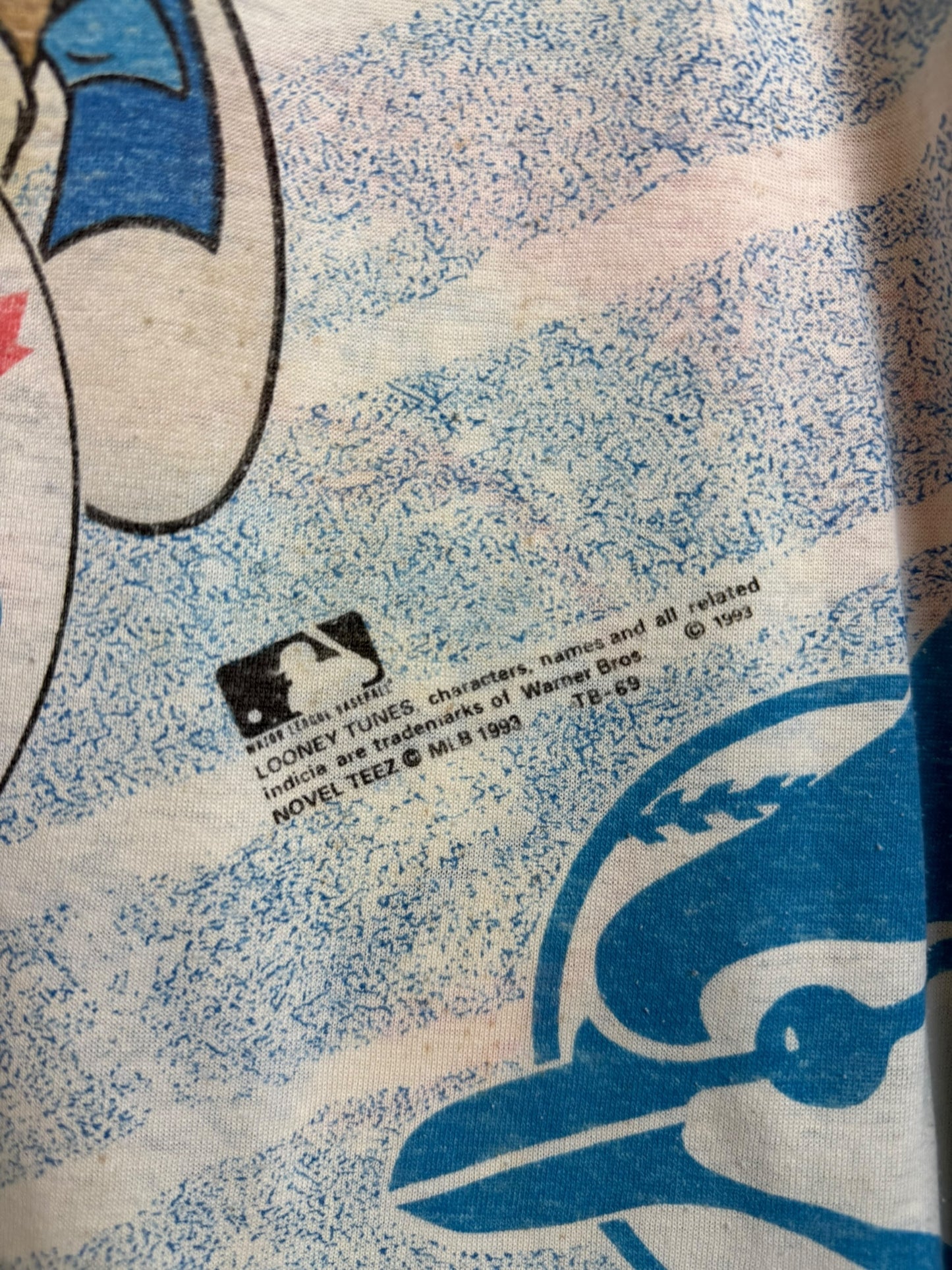 Vintage 1993 Looney Tunes x Blue Jays “Fastball” T Shirt