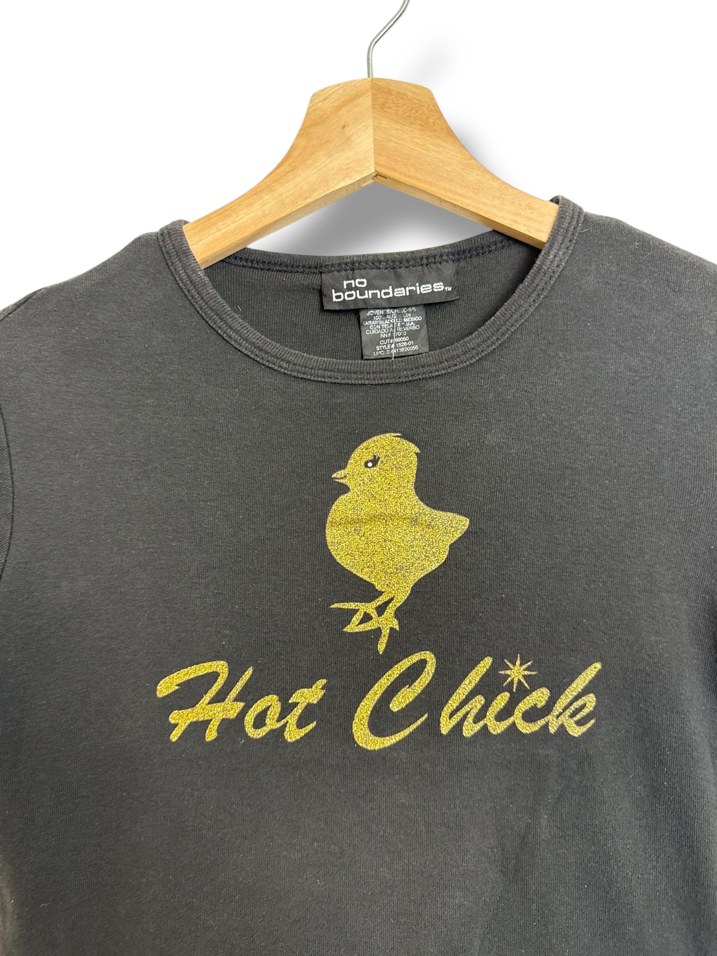 Vintage 2000’s No Boundaries “Hot Chick” Women’s T Shirt